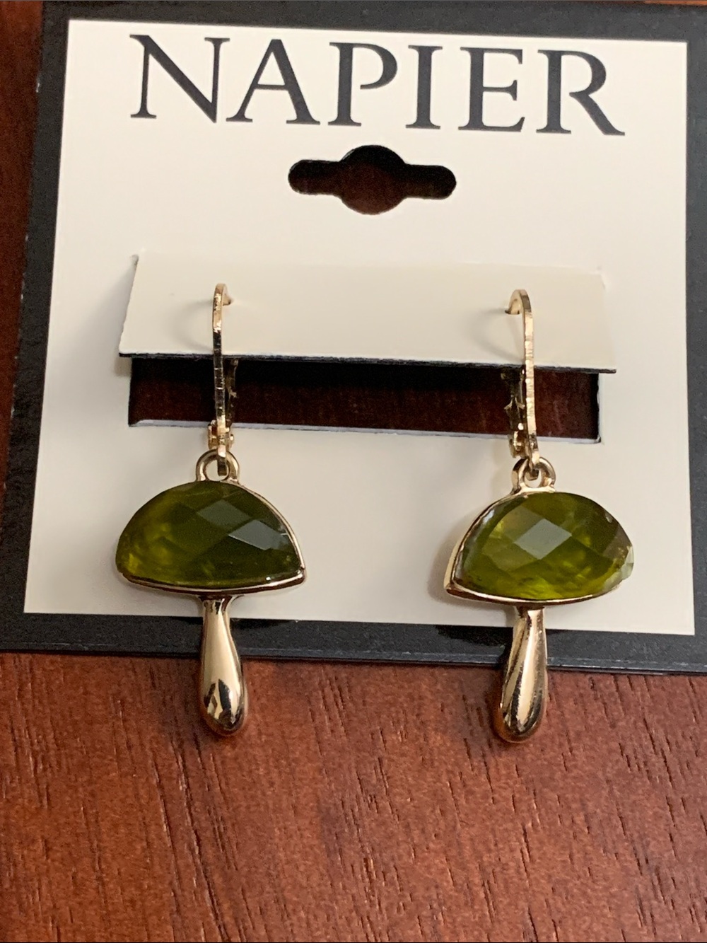 NWT Napier gold tone green stone mushroom earrings